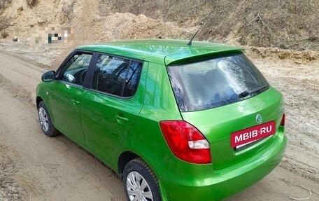 Skoda Fabia II, 2011 год, 470 000 рублей, 3 фотография