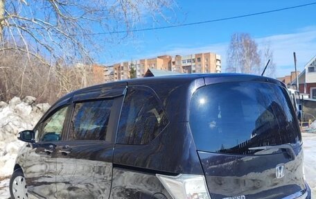 Honda Freed I, 2012 год, 1 700 000 рублей, 2 фотография