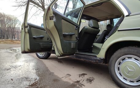 Mercedes-Benz W123, 1984 год, 600 000 рублей, 8 фотография