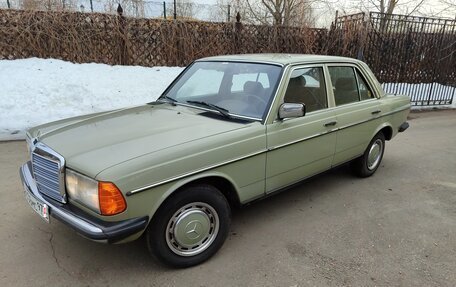 Mercedes-Benz W123, 1984 год, 600 000 рублей, 19 фотография