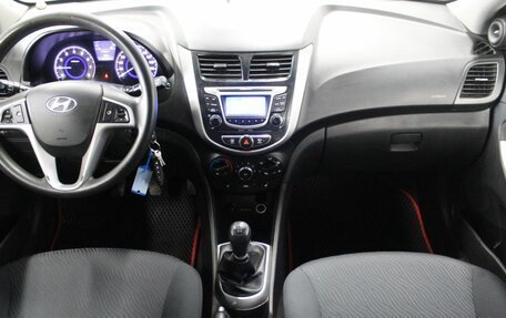 Hyundai Solaris II рестайлинг, 2014 год, 780 000 рублей, 20 фотография