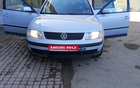 Volkswagen Passat B5+ рестайлинг, 1999 год, 210 000 рублей, 1 фотография