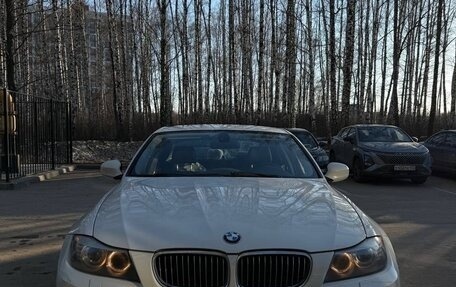 BMW 3 серия, 2011 год, 1 300 000 рублей, 1 фотография