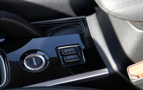 Mitsubishi Outlander III рестайлинг 3, 2018 год, 2 168 000 рублей, 16 фотография