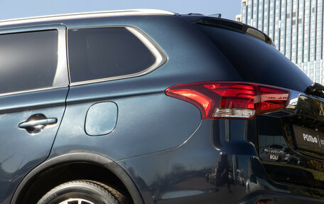 Mitsubishi Outlander III рестайлинг 3, 2018 год, 2 168 000 рублей, 22 фотография