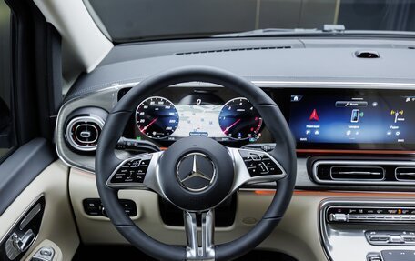 Mercedes-Benz V-Класс, 2026 год, 14 990 000 рублей, 15 фотография