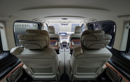 Mercedes-Benz V-Класс, 2026 год, 14 990 000 рублей, 34 фотография