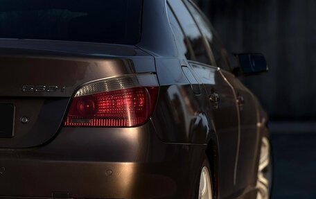 BMW 5 серия, 2004 год, 1 100 000 рублей, 4 фотография