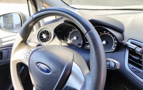 Ford Fiesta, 2016 год, 800 000 рублей, 6 фотография