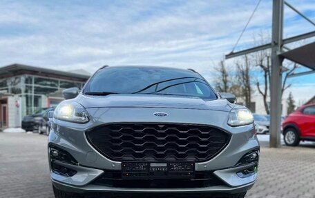 Ford Kuga III, 2021 год, 1 500 000 рублей, 2 фотография