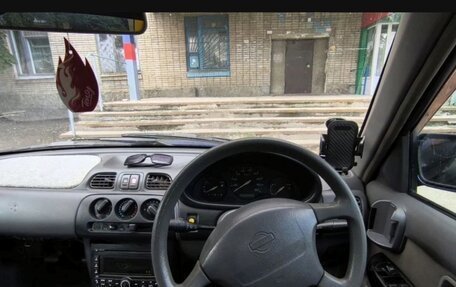 Nissan March II, 2000 год, 175 000 рублей, 5 фотография