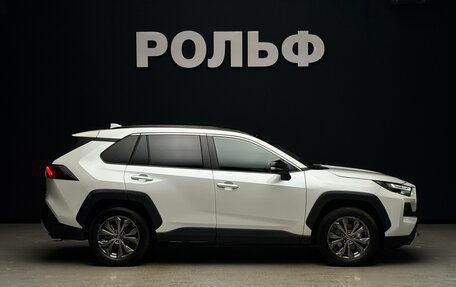 Toyota RAV4, 2024 год, 3 950 000 рублей, 5 фотография