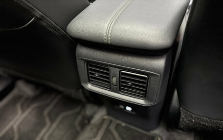 Toyota RAV4, 2024 год, 3 950 000 рублей, 25 фотография