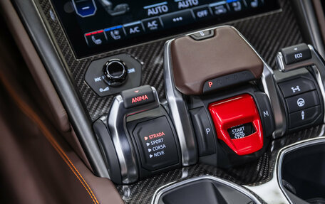 Lamborghini Urus I, 2023 год, 37 500 000 рублей, 17 фотография