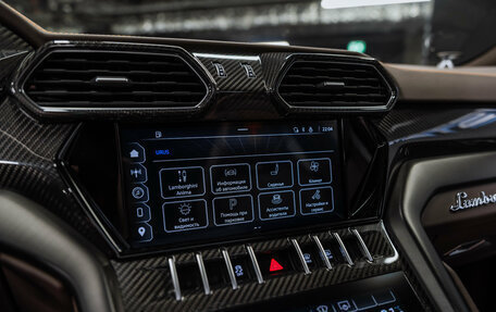 Lamborghini Urus I, 2023 год, 37 500 000 рублей, 39 фотография