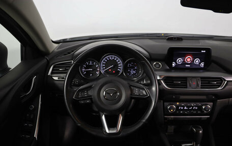 Mazda 6, 2017 год, 1 999 000 рублей, 10 фотография