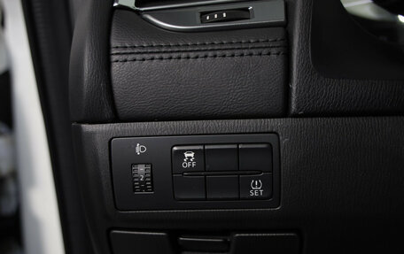 Mazda 6, 2017 год, 1 999 000 рублей, 17 фотография