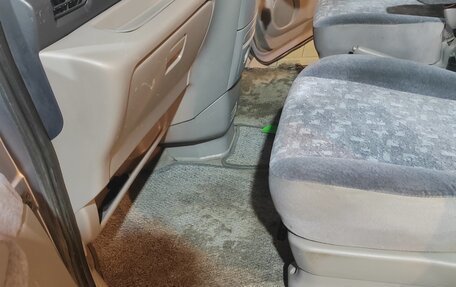 Nissan Serena II, 2000 год, 410 000 рублей, 4 фотография