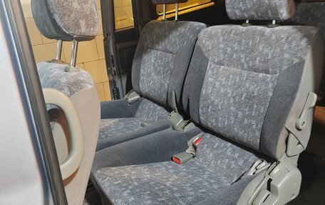 Nissan Serena II, 2000 год, 410 000 рублей, 8 фотография