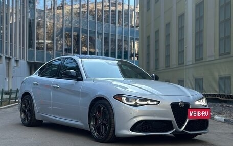 Alfa Romeo Giulia II, 2023 год, 4 800 000 рублей, 11 фотография