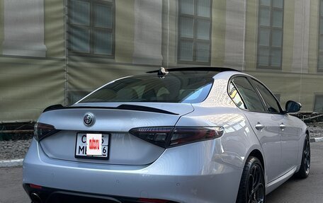 Alfa Romeo Giulia II, 2023 год, 4 800 000 рублей, 13 фотография