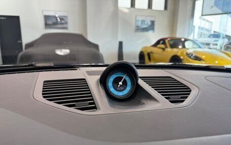 Porsche 911, 2025 год, 27 000 000 рублей, 25 фотография