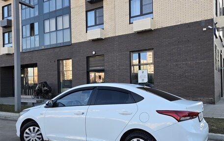 Hyundai Solaris II рестайлинг, 2018 год, 690 000 рублей, 6 фотография