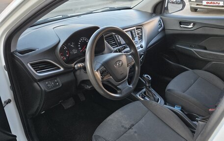 Hyundai Solaris II рестайлинг, 2018 год, 690 000 рублей, 10 фотография