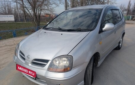 Nissan Tino, 1999 год, 295 000 рублей, 2 фотография