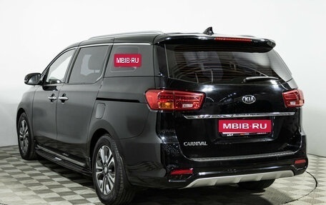 KIA Carnival III, 2018 год, 2 799 700 рублей, 7 фотография