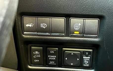 Nissan Patrol, 2012 год, 2 099 000 рублей, 35 фотография