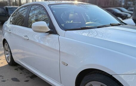 BMW 3 серия, 2011 год, 1 300 000 рублей, 3 фотография