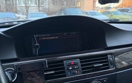 BMW 3 серия, 2011 год, 1 300 000 рублей, 16 фотография