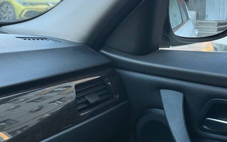 BMW 3 серия, 2011 год, 1 300 000 рублей, 19 фотография