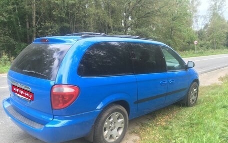Chrysler Town & Country IV, 2002 год, 780 000 рублей, 2 фотография