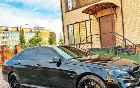 Mercedes-Benz E-Класс AMG, 2014 год, 2 700 000 рублей, 25 фотография