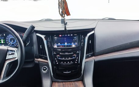 Cadillac Escalade IV, 2016 год, 3 600 000 рублей, 15 фотография