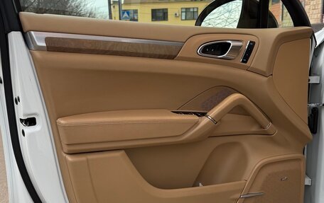 Porsche Cayenne III, 2012 год, 1 530 000 рублей, 19 фотография