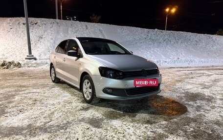Volkswagen Polo VI (EU Market), 2013 год, 670 000 рублей, 3 фотография