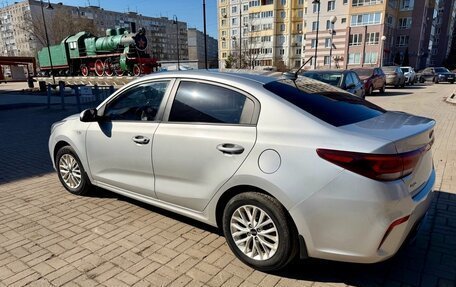 KIA Rio IV, 2018 год, 1 320 000 рублей, 4 фотография