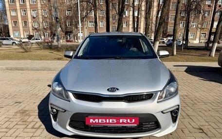 KIA Rio IV, 2018 год, 1 320 000 рублей, 3 фотография