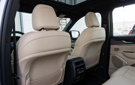 Jeep Grand Cherokee, 2023 год, 7 990 000 рублей, 11 фотография