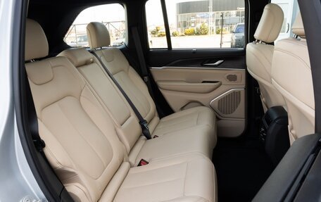 Jeep Grand Cherokee, 2023 год, 7 990 000 рублей, 9 фотография