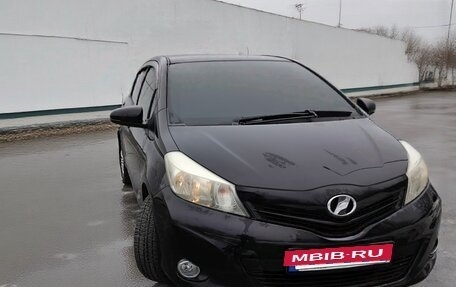 Toyota Vitz, 2012 год, 790 000 рублей, 7 фотография