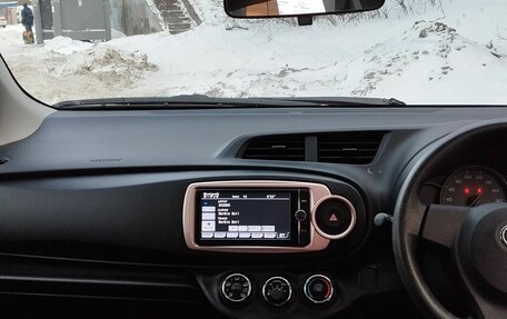 Toyota Vitz, 2012 год, 790 000 рублей, 13 фотография