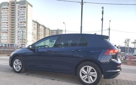 Volkswagen Golf VIII, 2021 год, 1 730 000 рублей, 2 фотография