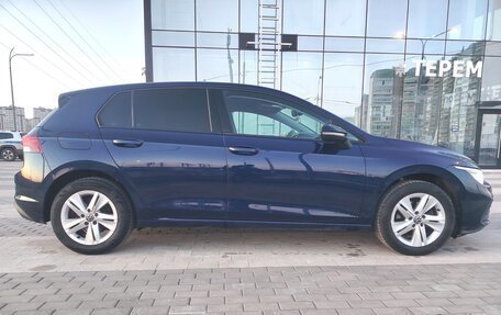 Volkswagen Golf VIII, 2021 год, 1 730 000 рублей, 6 фотография