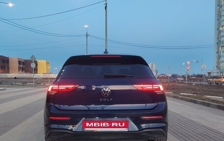 Volkswagen Golf VIII, 2021 год, 1 730 000 рублей, 10 фотография