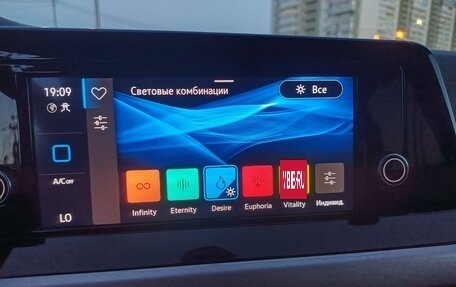 Volkswagen Golf VIII, 2021 год, 1 730 000 рублей, 23 фотография