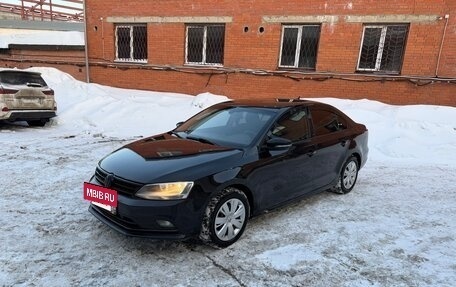 Volkswagen Jetta VI, 2015 год, 900 000 рублей, 2 фотография